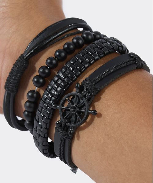 Accesorio  de  Caballero