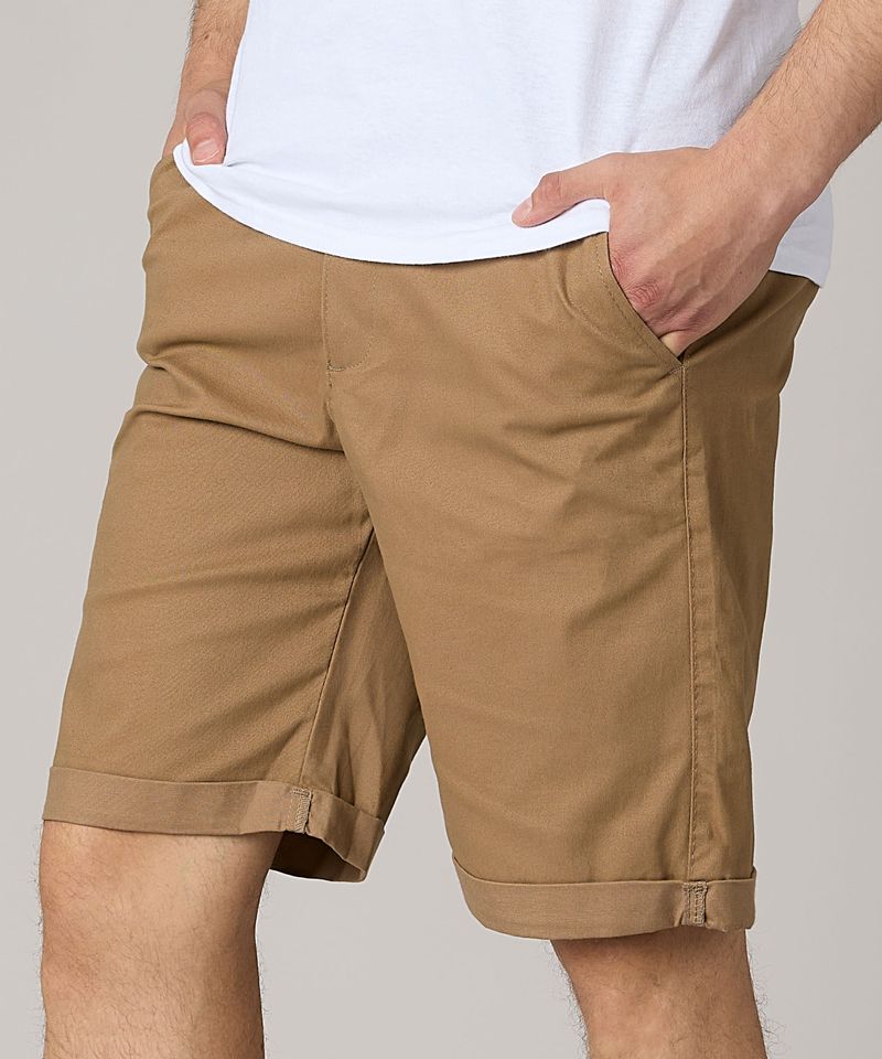 Bermuda de Gabardina Basica de  Caballero