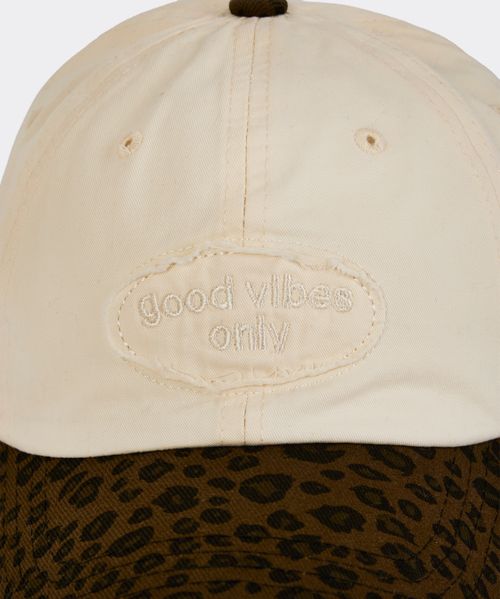 Gorra  de  Dama